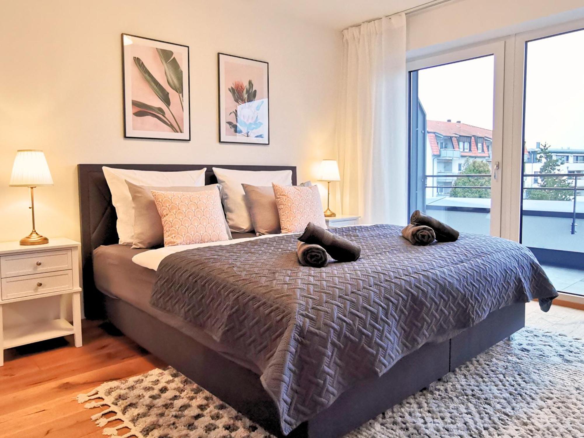 Fynbos Penthouse Deluxe, Balkon, Parkplatz Appartement Straubing Buitenkant foto