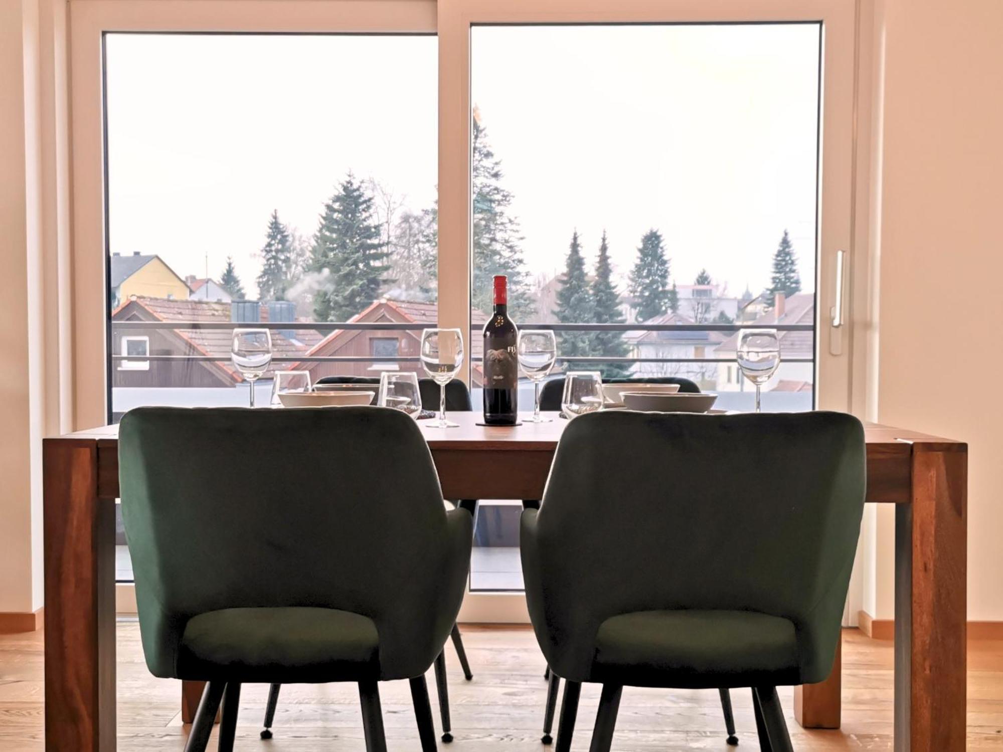 Fynbos Penthouse Deluxe, Balkon, Parkplatz Appartement Straubing Buitenkant foto